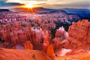 See the beauty of Bryce Canyon National Park with guided ranger tours.